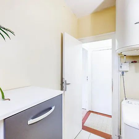 Awesome In With Kitchen