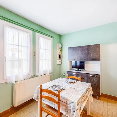Awesome In With Kitchen Hébergement de vacances *
