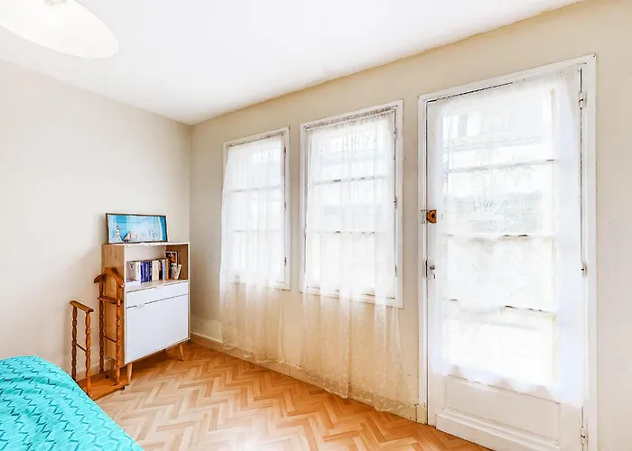 1 Bedroom Beautiful In Σπίτι διακοπών Ρουαγιάν