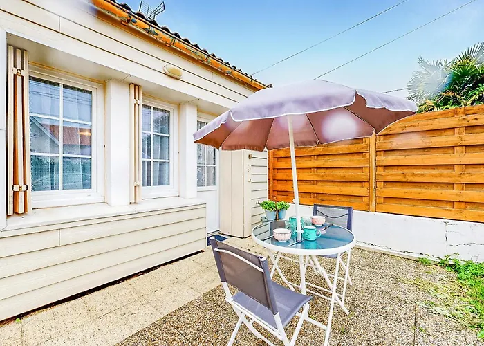 1 Bedroom Beautiful In Σπίτι διακοπών Ρουαγιάν